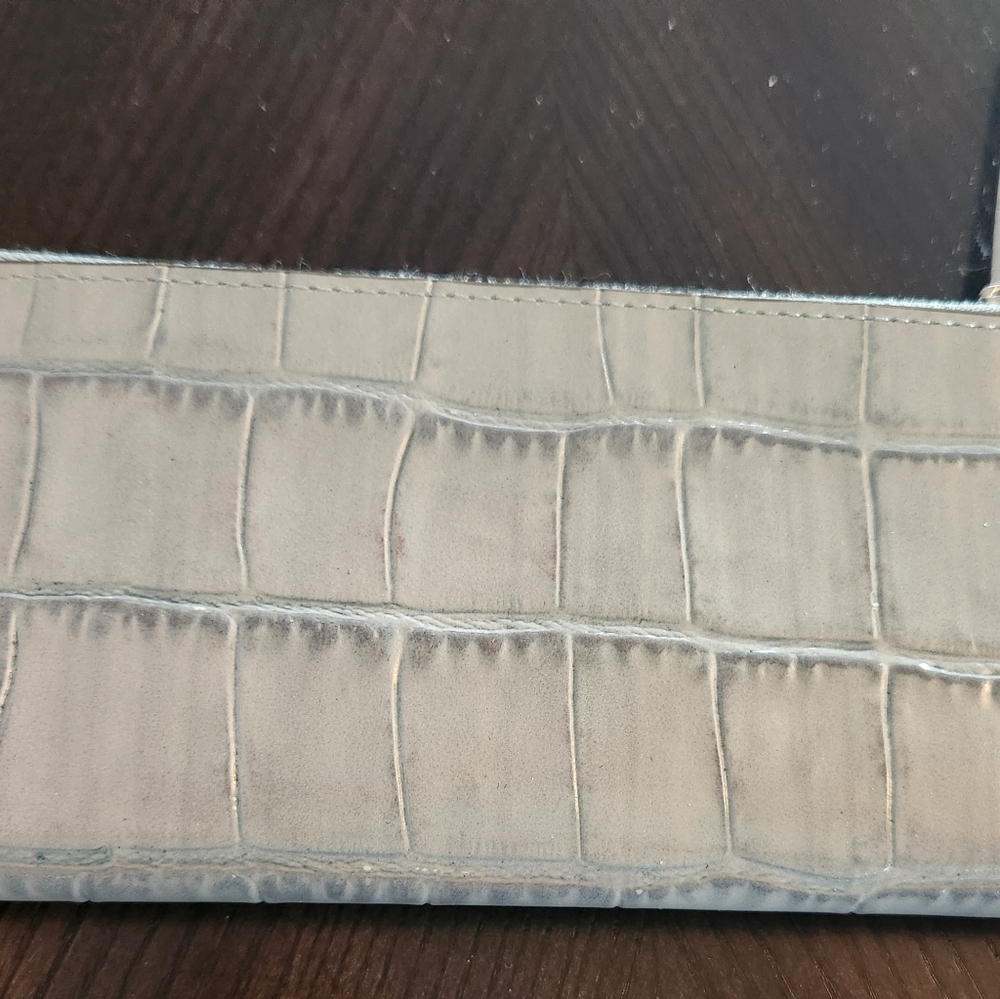 Tory Burch Crocodile Embossed Wallet - Picture 3 of 4